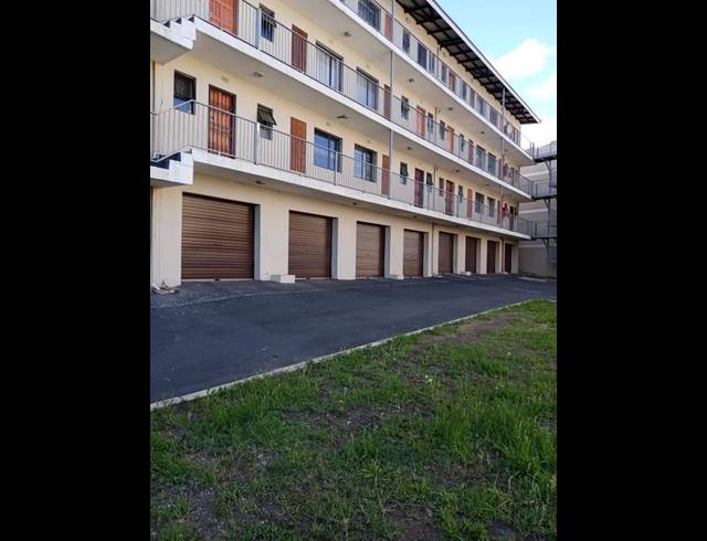 2 BEDROOM APARTMENT FOR SALE IN NEWLANDS EAST